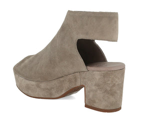 Gabby Wedge