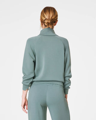 Air Essentials Half Zip