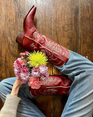 The Annie - Scarlet Cowhide