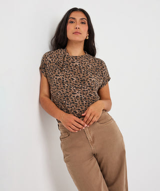 Top Twist Detail Leopard
