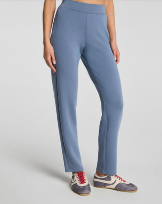 Spanx AirEssentials Slim Straight Pant