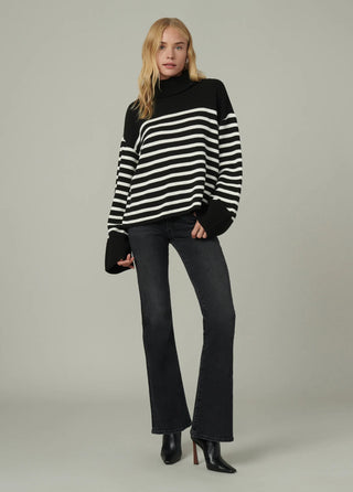 Molly High Rise Flare