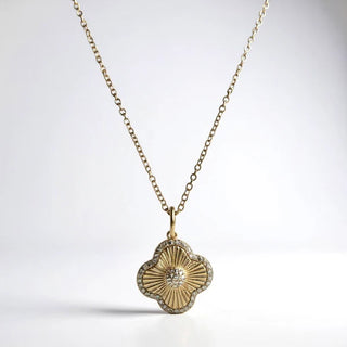 Fluted Clover Necklace